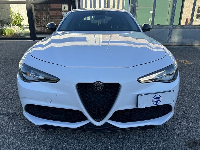 Alfa Romeo Giulia 2.2 Turbo AT8 210CV AWD Q4 Veloce