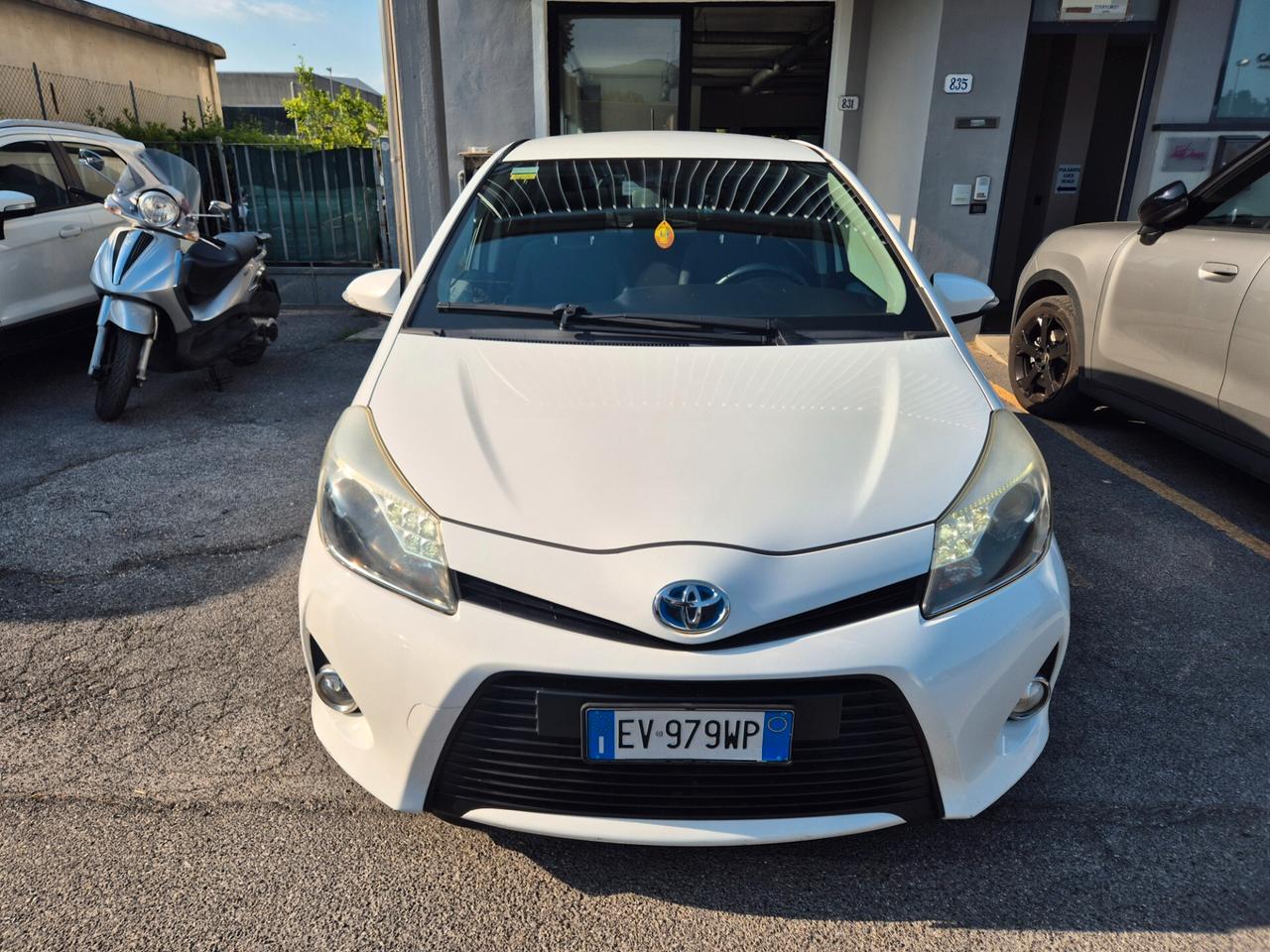 Toyota Yaris 1.5 Hybrid 5 porte Lounge Più