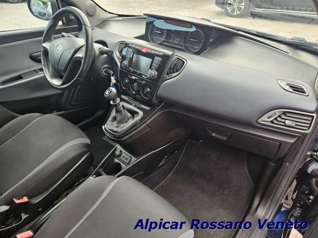 LANCIA Ypsilon 1.2 69 CV 5 porte GPL Ecochic Gold
