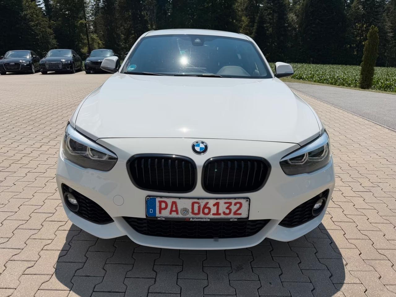 Bmw 118 i 5 porte. Edizione M Sport Shadow