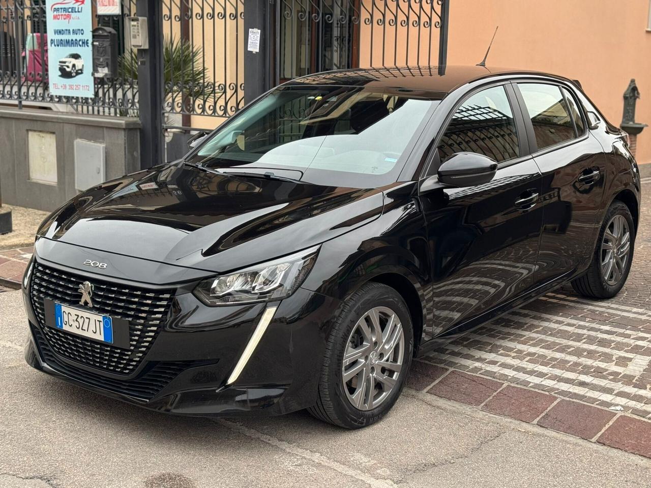 Peugeot 208 BlueHDi 100 Allure