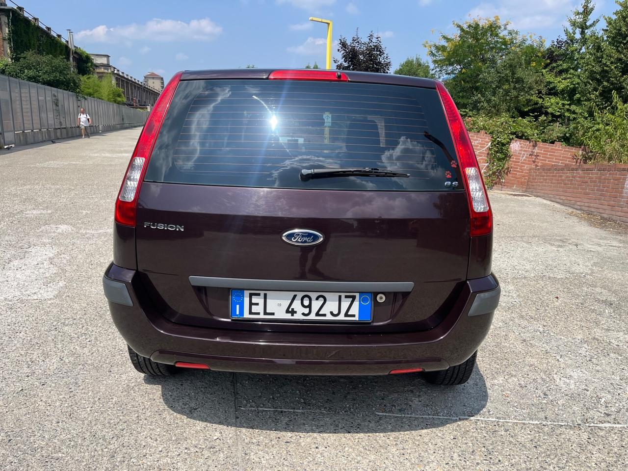 Ford Fusion UAV 1.6 16V 5p.