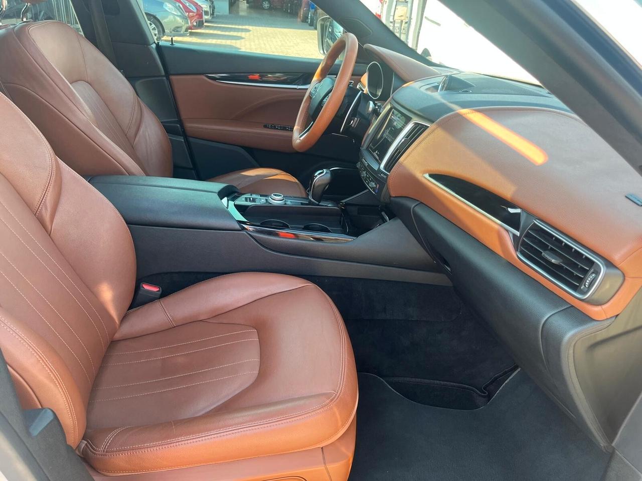 Maserati Levante V6 Diesel 275 CV AWD