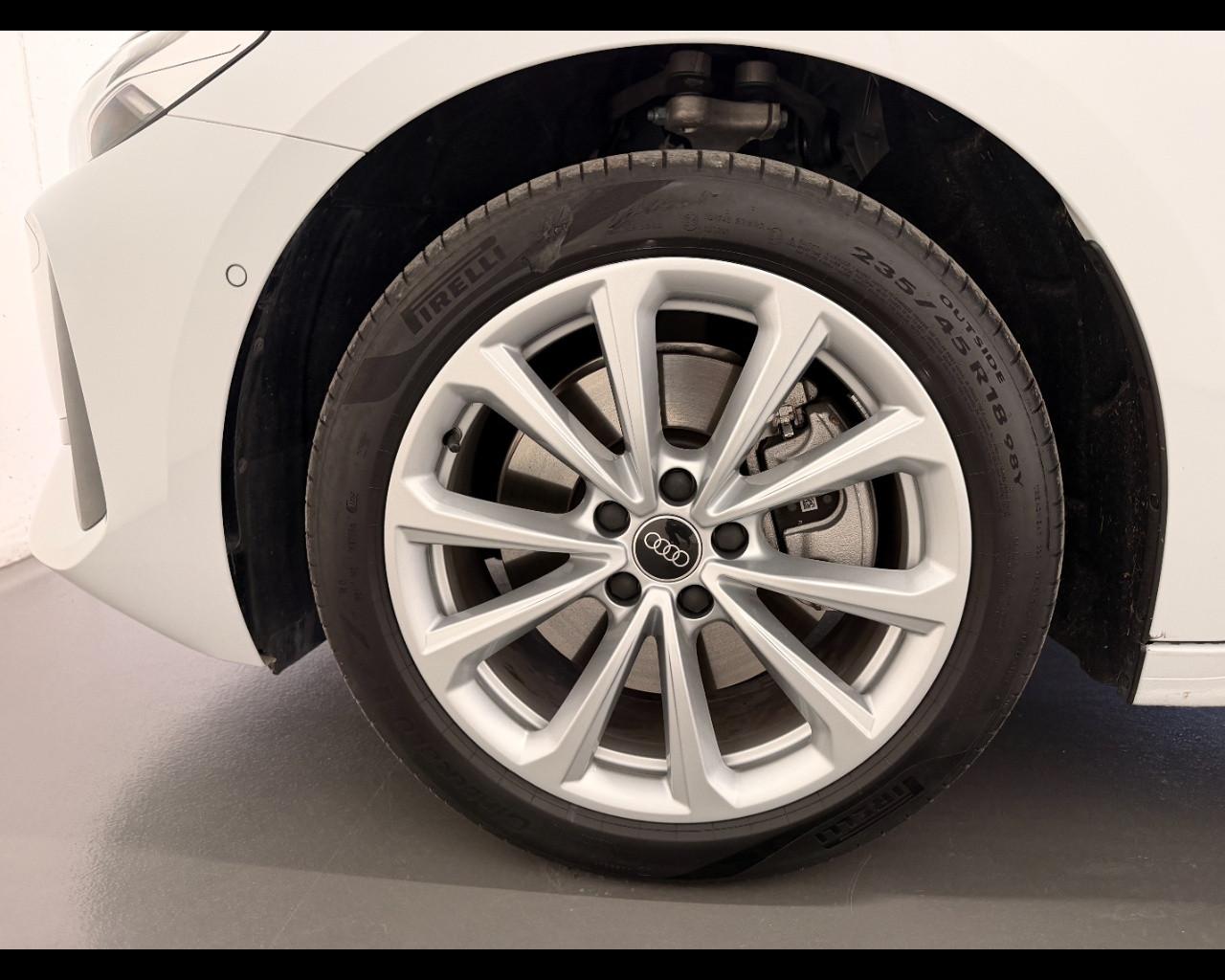 AUDI A5 AVANT 40 TDI MHEV+ S-TRONIC BUSINESS ADVANCED