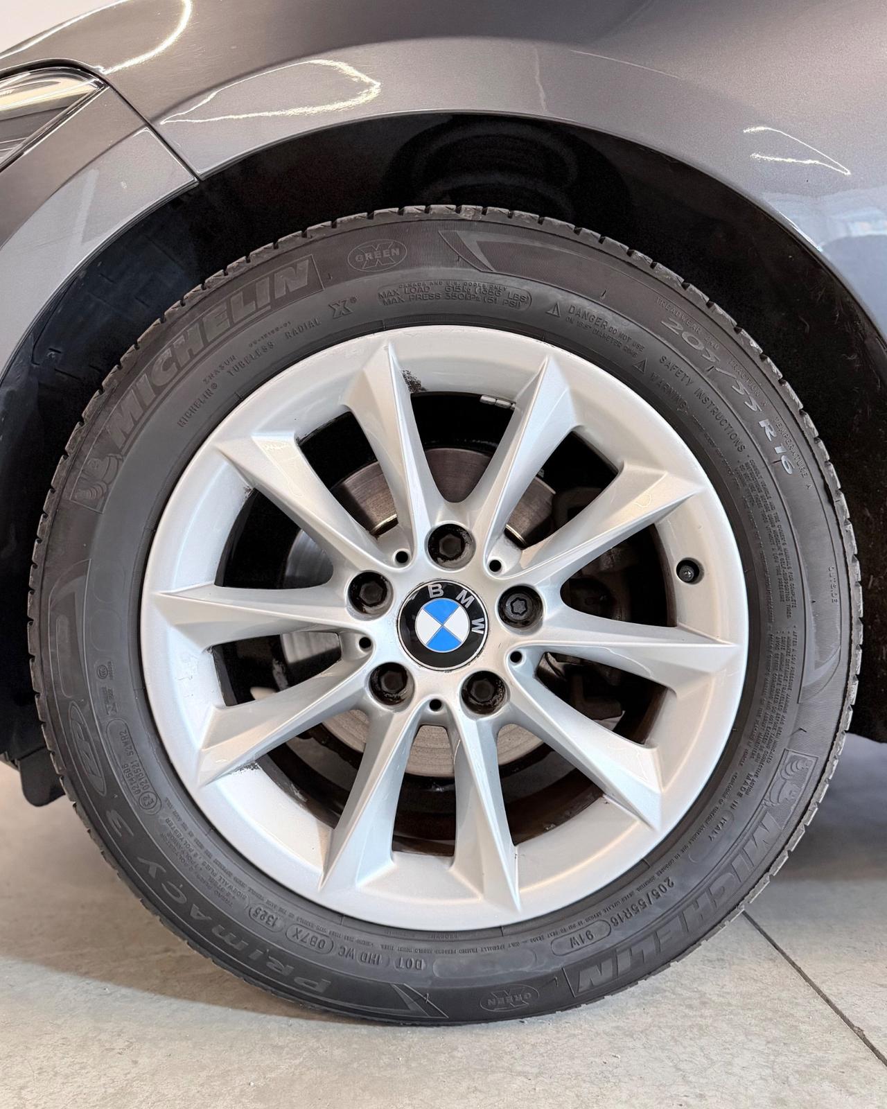 Bmw 118 118d 5p. Urban