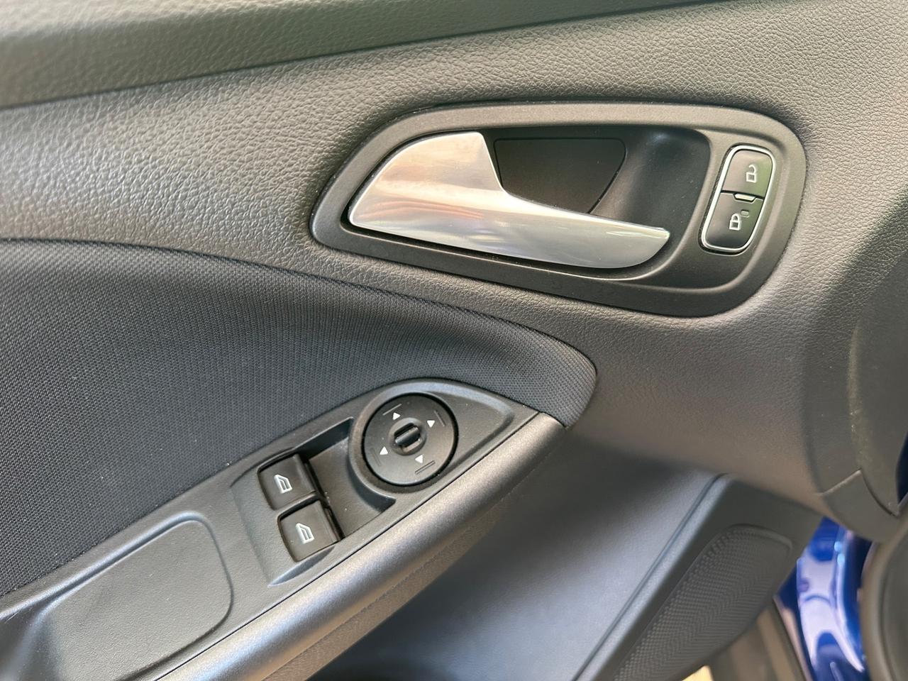 Ford Focus 1.0 EcoBoost 100 CV S&S Business 2017