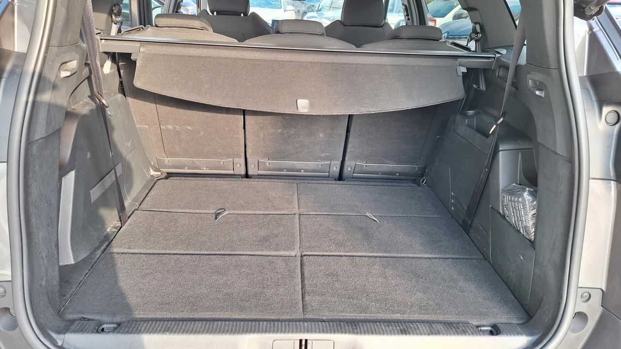 Peugeot 5008 1.5 BlueHDi 130 CV-Business 7 Posti