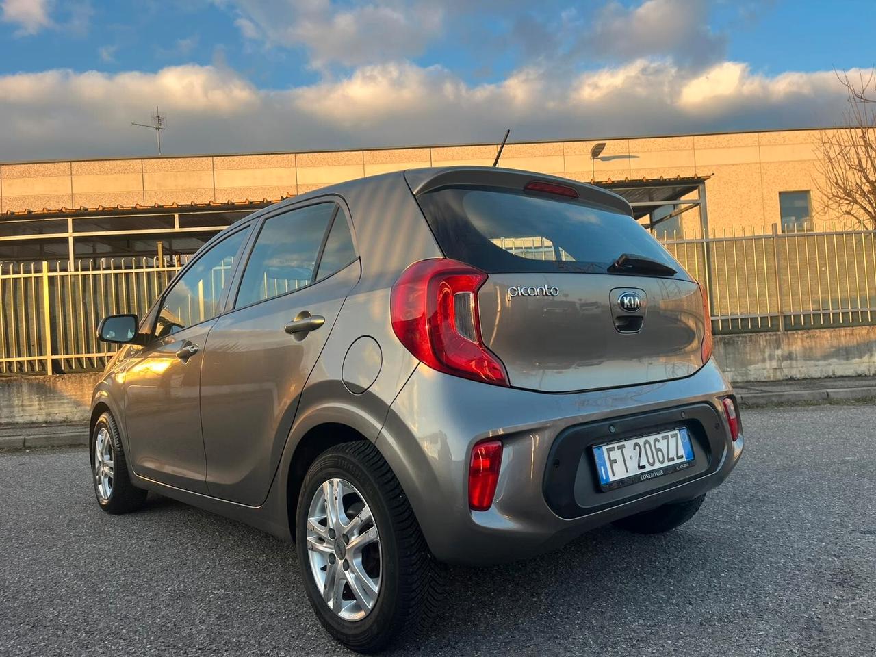 Kia Picanto 1.0 12V SOLO 35.000 KM