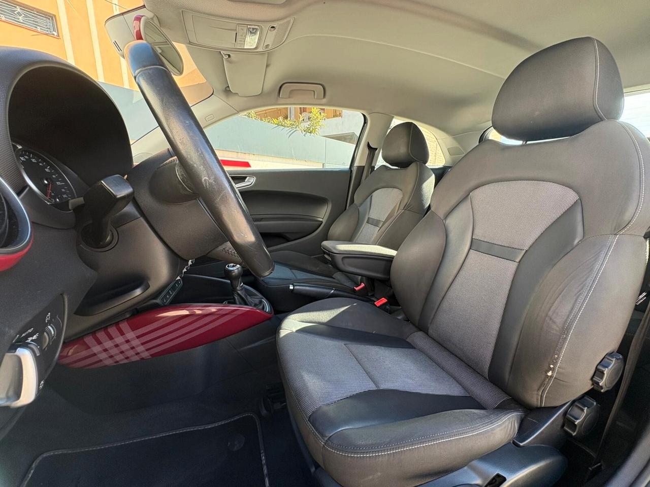 Audi A1 1.6 TDI 90CV S-LINE