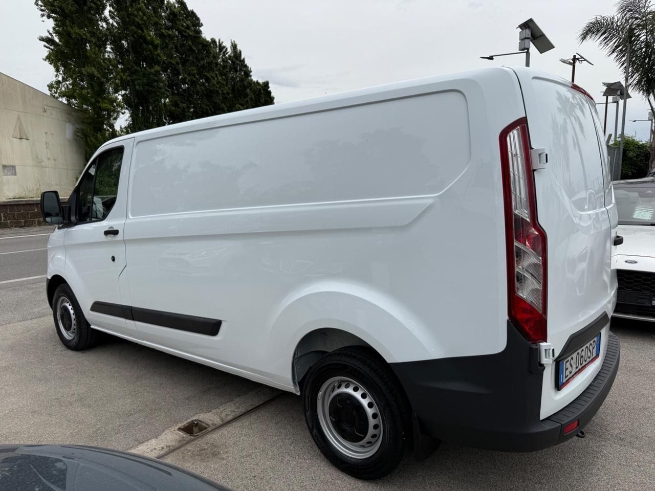 Ford Transit Custom 2.2 Diesel Passo Lungo