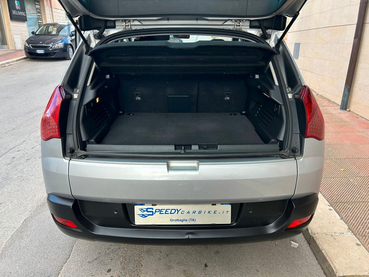 Peugeot 3008 1.6 HDi 110CV Business