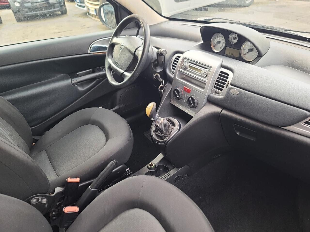 Lancia Ypsilon 1.2 69 CV Diva