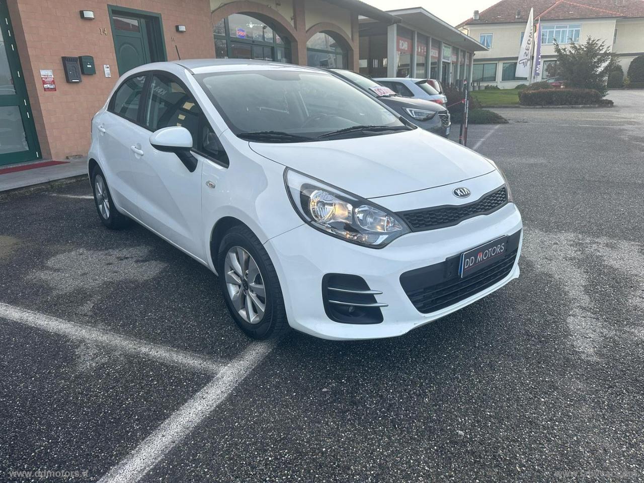 KIA Rio 1.1 CRDi 5p. Cool *NEOPATENTATI*