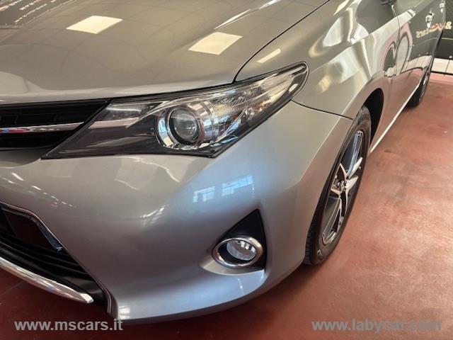 TOYOTA Auris 1.3 Active