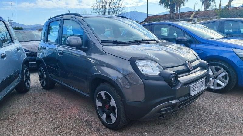 FIAT Panda Cross CROSS PLUS 1.0 FireFly S&S Hybrid