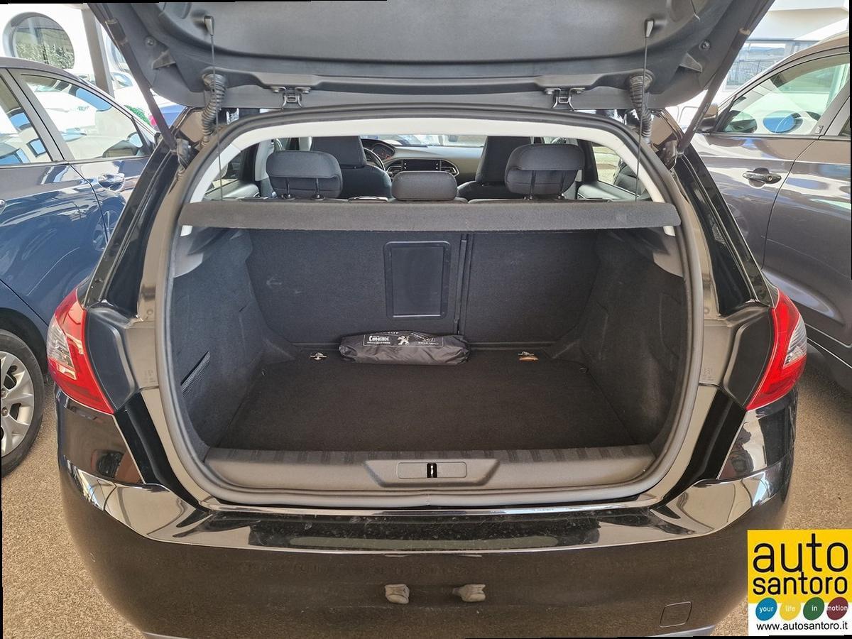PEUGEOT 308 1.5 ALLURE