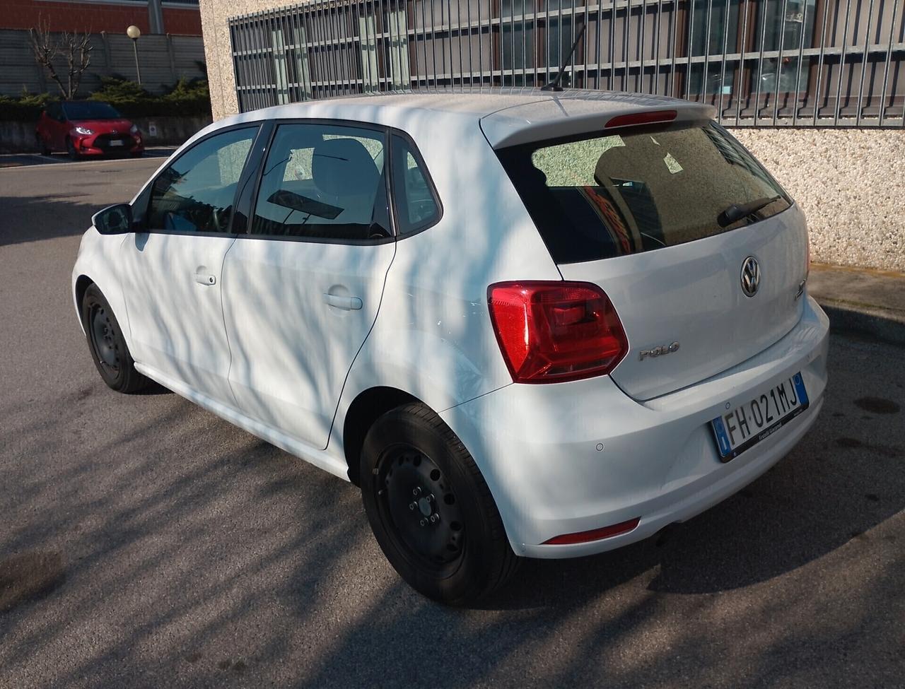 Volkswagen Polo 1.4 TDI 5p. Comfortline BlueMotion Technology CAMBIO AUTOMATICO