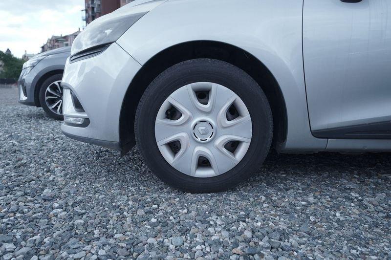Renault Clio IV 2017 1.2 16v Zen 75cv