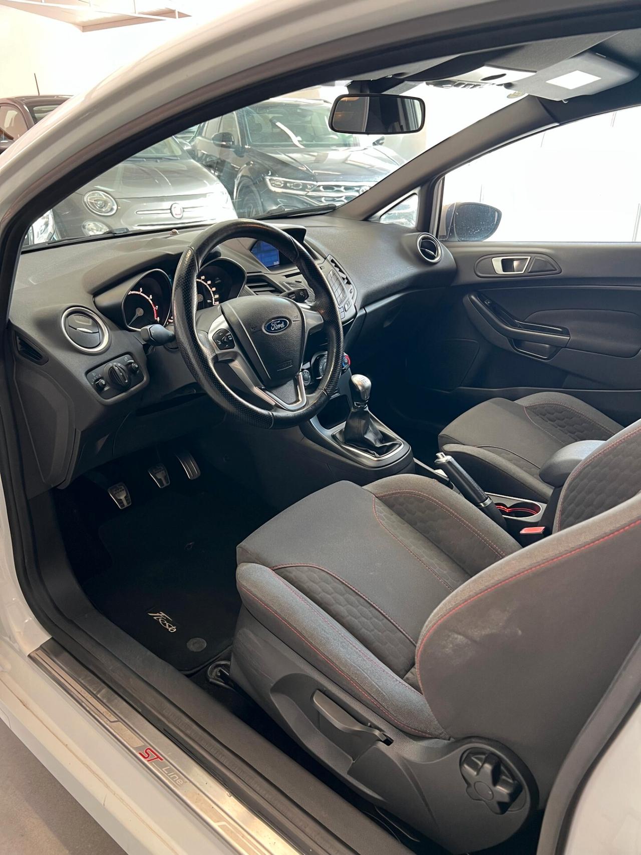 Ford Fiesta 1.0 EcoBoost 100CV 3 porte ST-Line