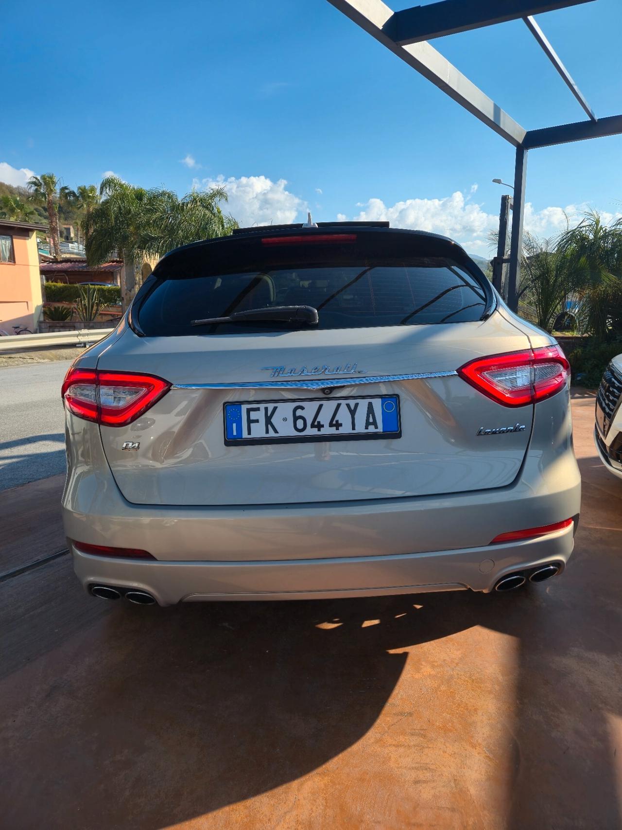 Maserati Levante V6 Diesel 275 CV AWD Gransport