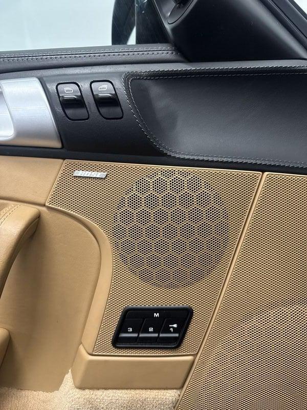 Porsche 911 911 Carrera 4 Coupé