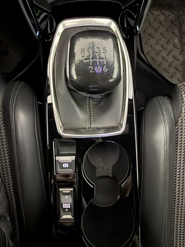 PEUGEOT 2008 PureTech 130 S&S GT Line
