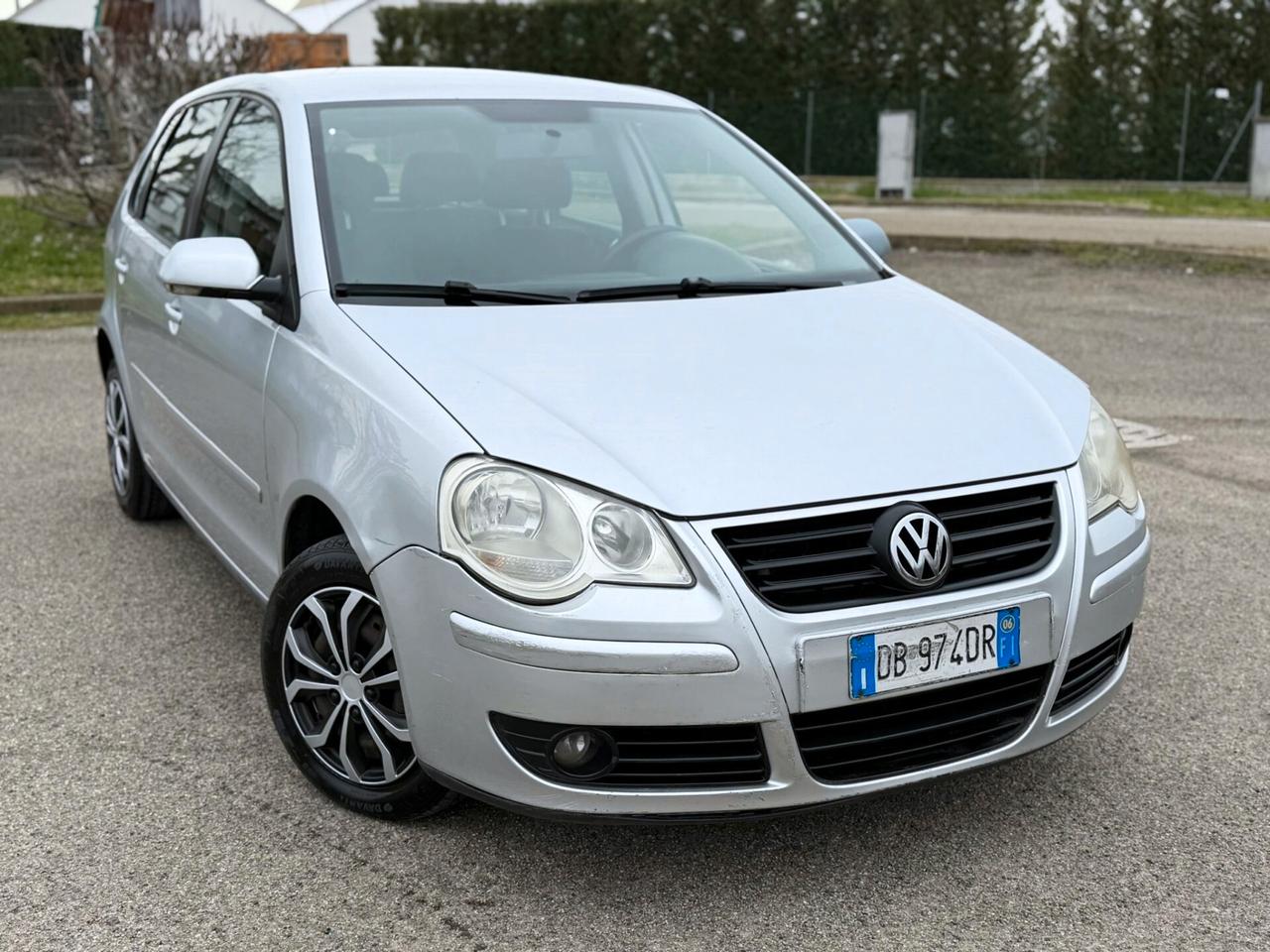 VOLKSWAGEN POLO 1.4 BENZINA AUTOMATICO