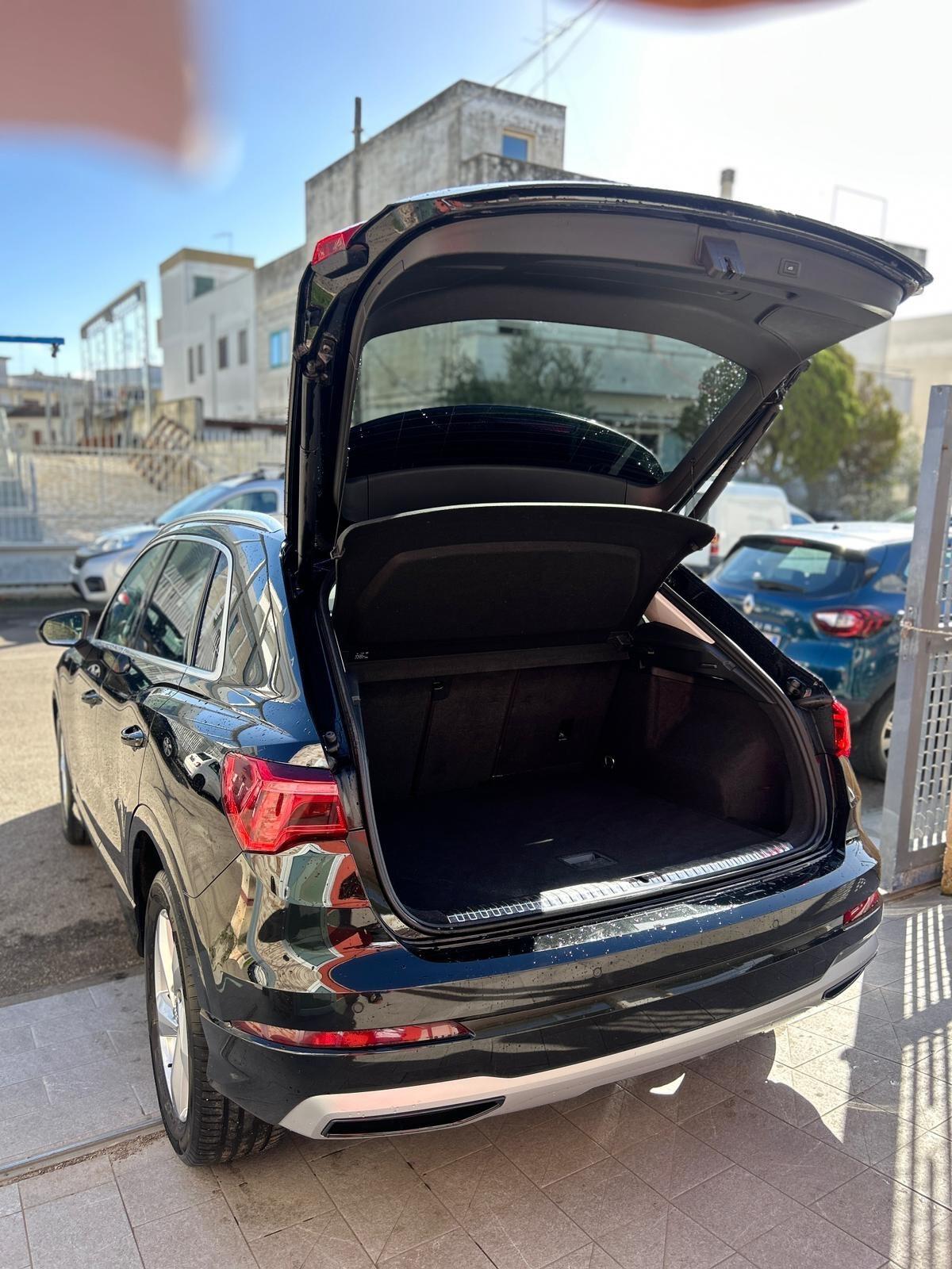 Audi Q3 2.0 tdi S-tronic Business Advanced-2020 MATRIX/CAR PLAY