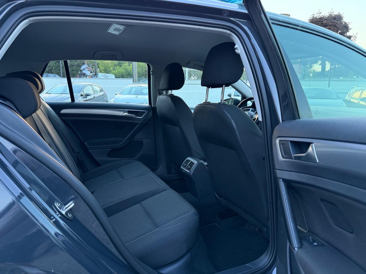 Volkswagen Golf 1.0 TSI 85 CV 5p. Trendline BlueMotion Technology