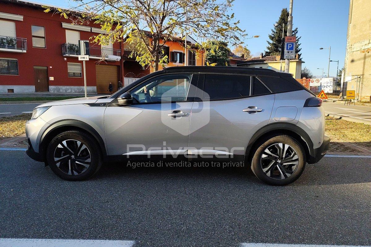 PEUGEOT 2008 motore elettrico 136 CV GT