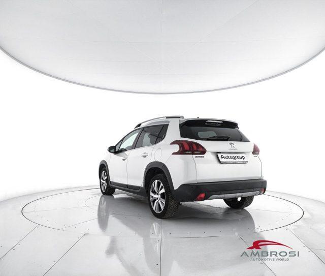 PEUGEOT 2008 120 S&S Crossway