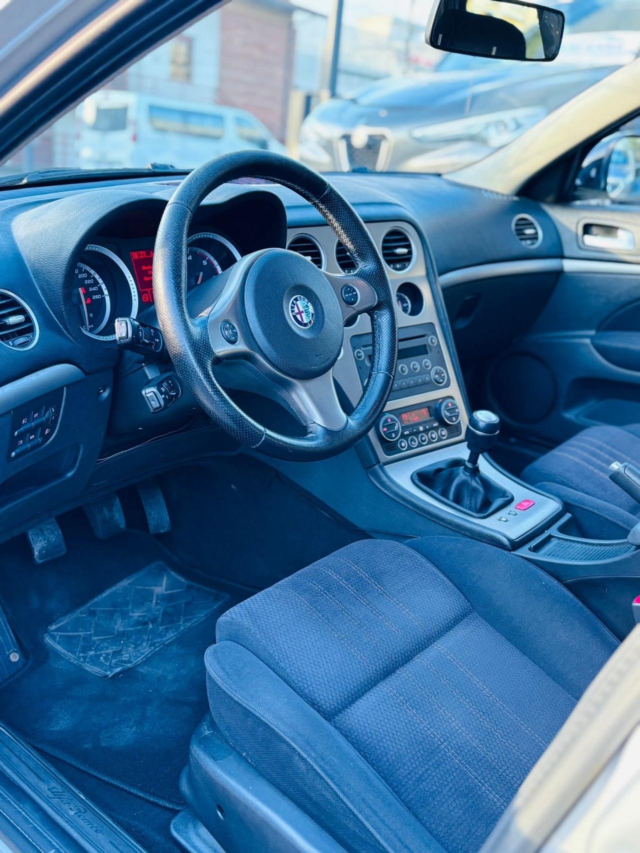 Alfa Romeo 159 2.0 JTDm Sportwagon Distinctive