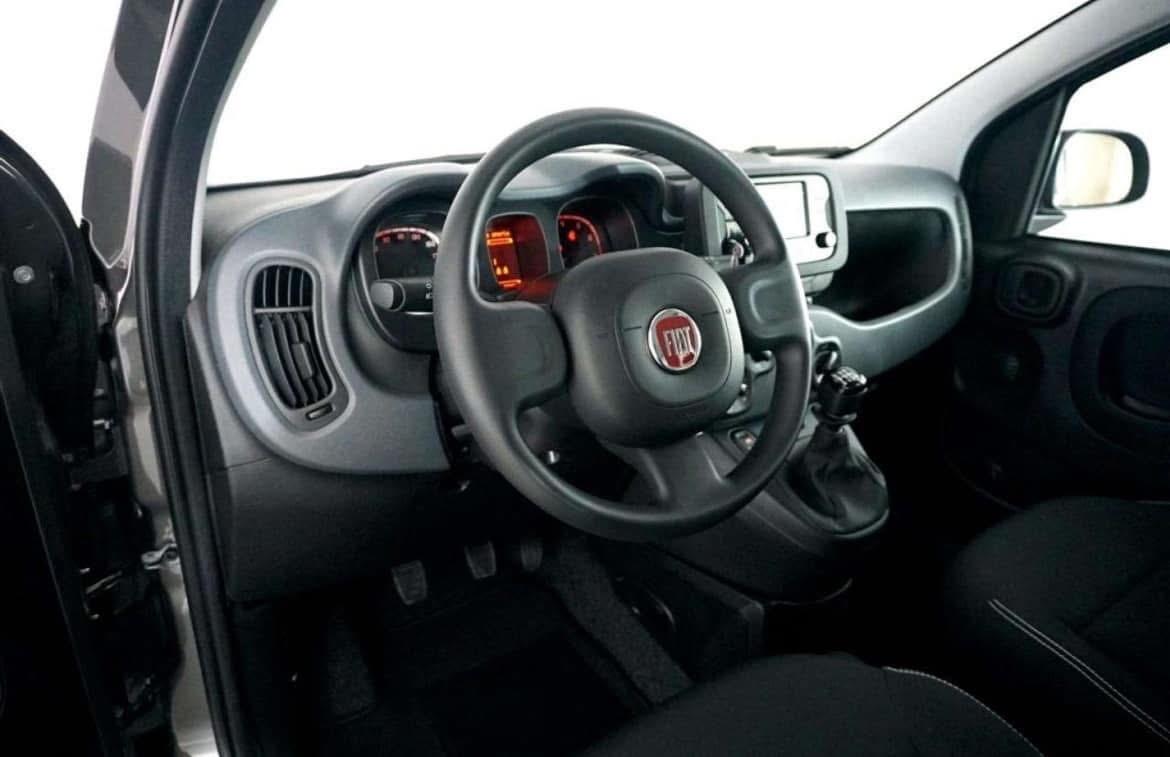 Fiat Panda 1.0 FireFly S&S Hybrid AUTO A NOLEGGIO