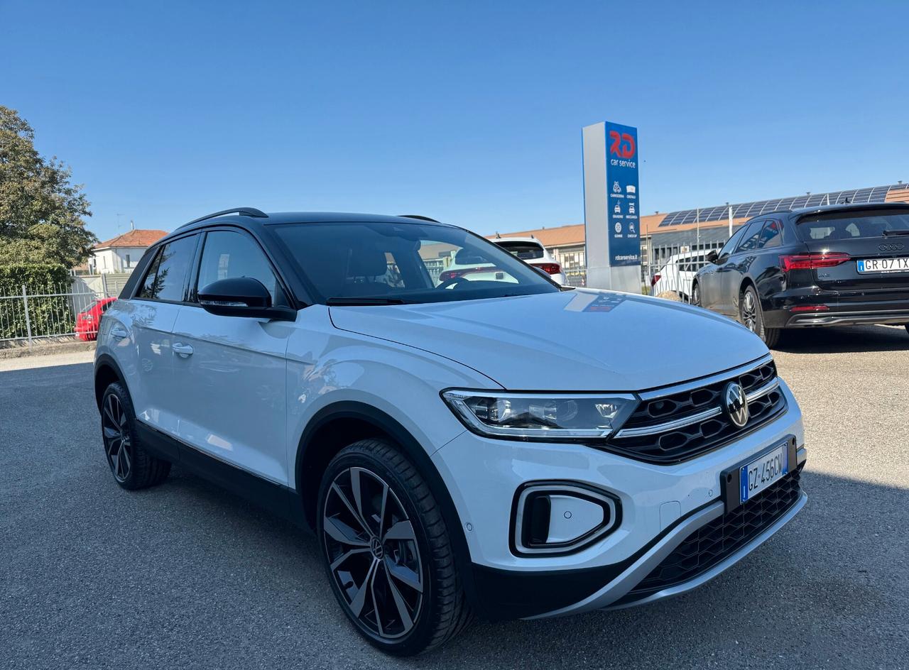 Volkswagen T-Roc 1.5 tsi Style dsg / NO VINCOLI / Fari Matrix