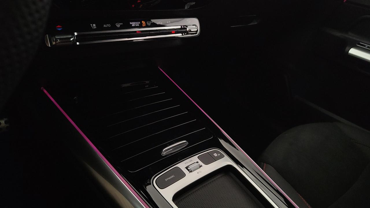 Mercedes-Benz GLA 180 d Automatic