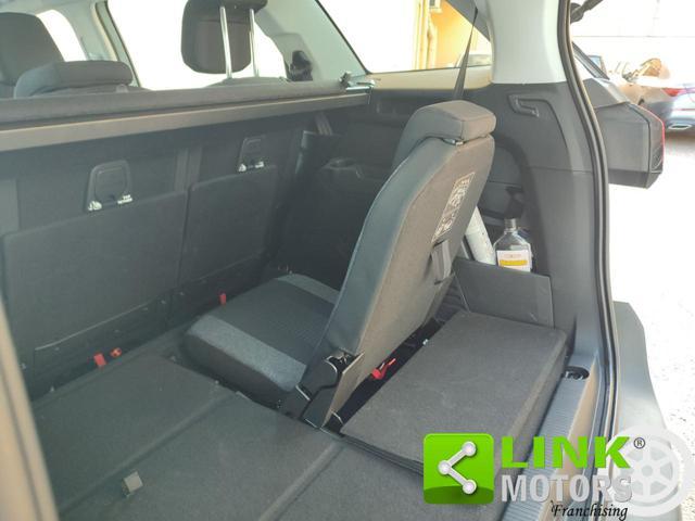 PEUGEOT 5008 BlueHDi 130 S&S Business