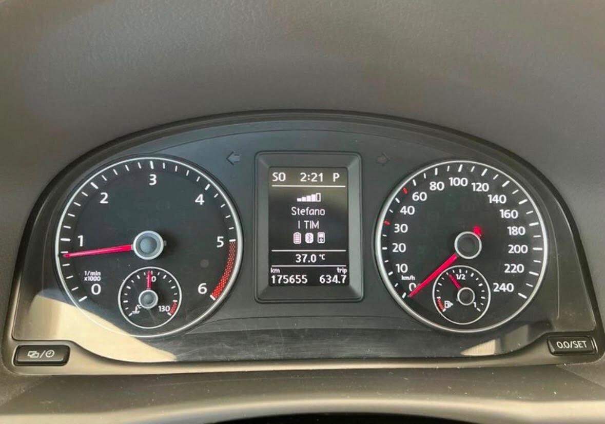 Volkswagen Touran 1.6 TDI DSG 03/2014