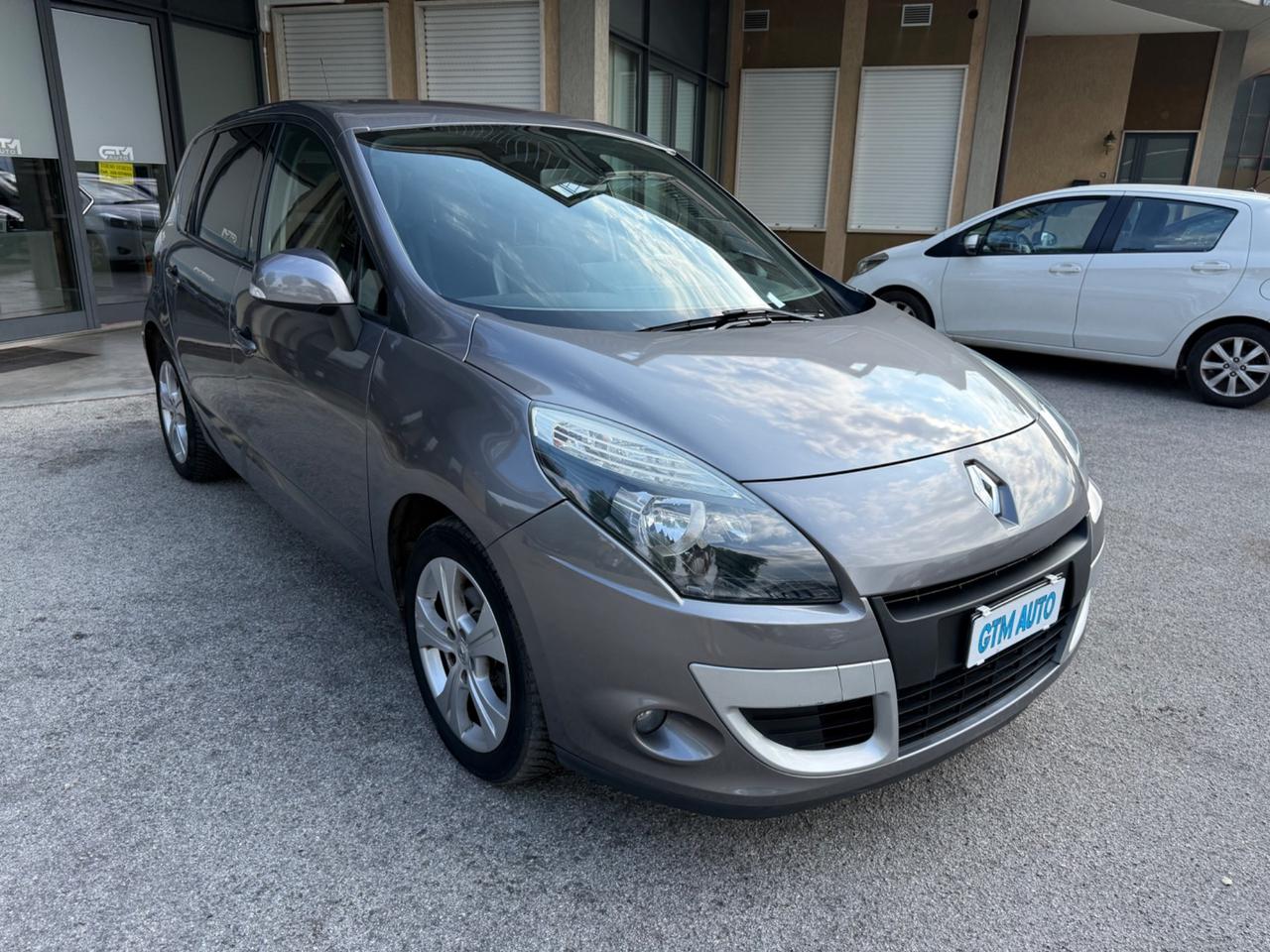 Renault Scenic X-mod - 1.5 dCi 110CV