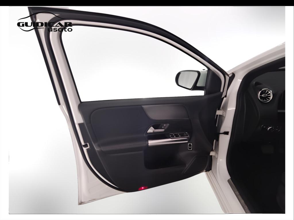 Mercedes-Benz Classe B - W247 2018 - B 200 d Sport Plus auto