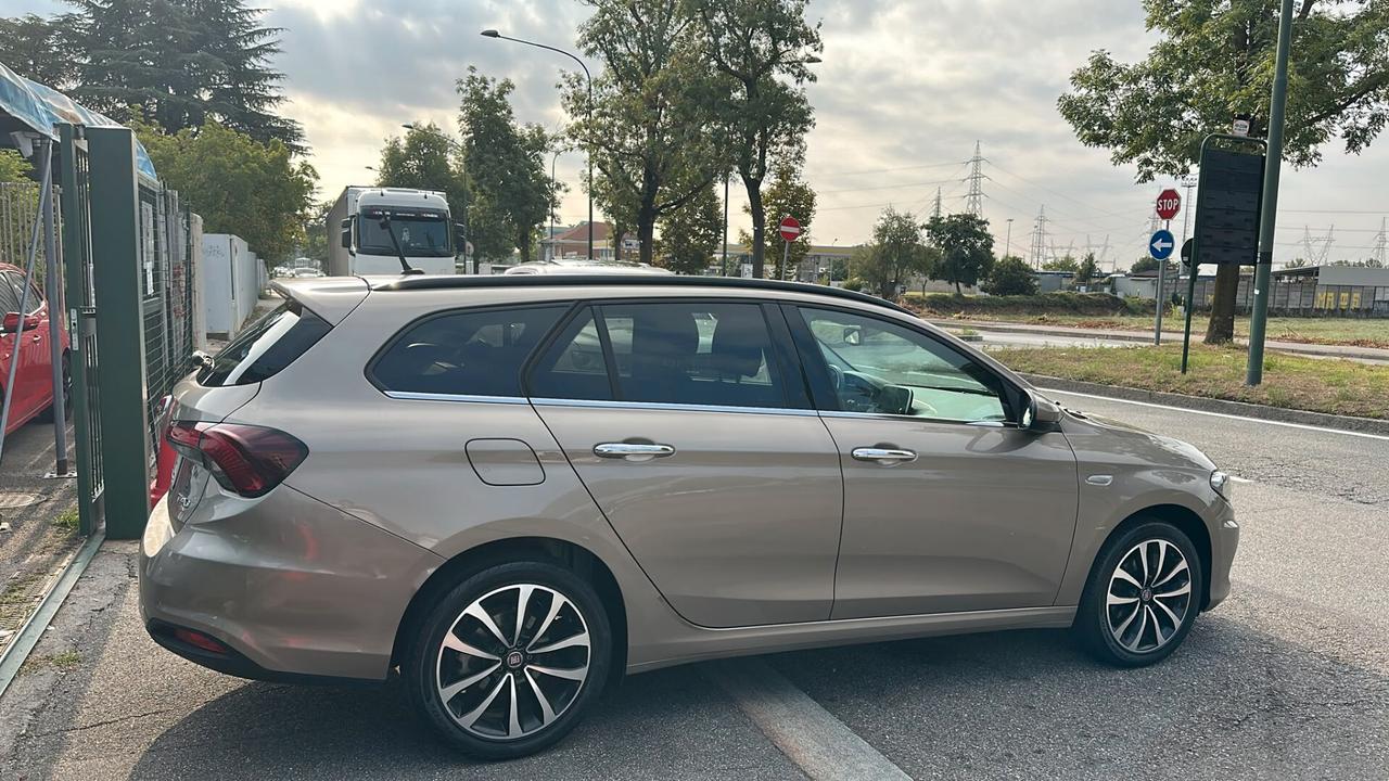 Fiat Tipo 1.6 Mjt S&S SW Lounge