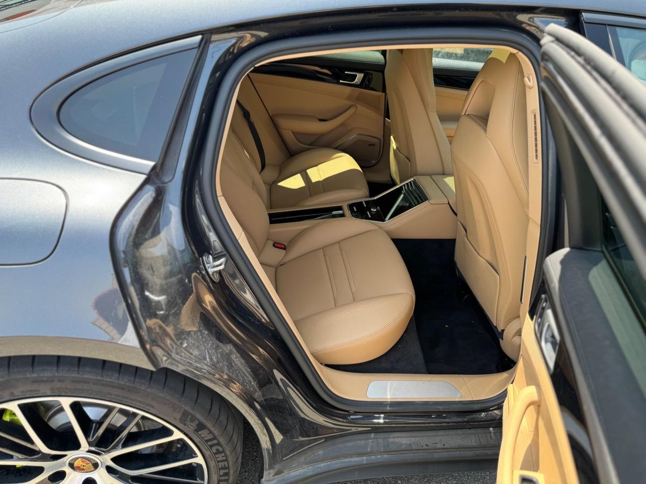 Porsche Panamera 10 Years Edition 2.9 4 E-Hybrid PHEV #5789
