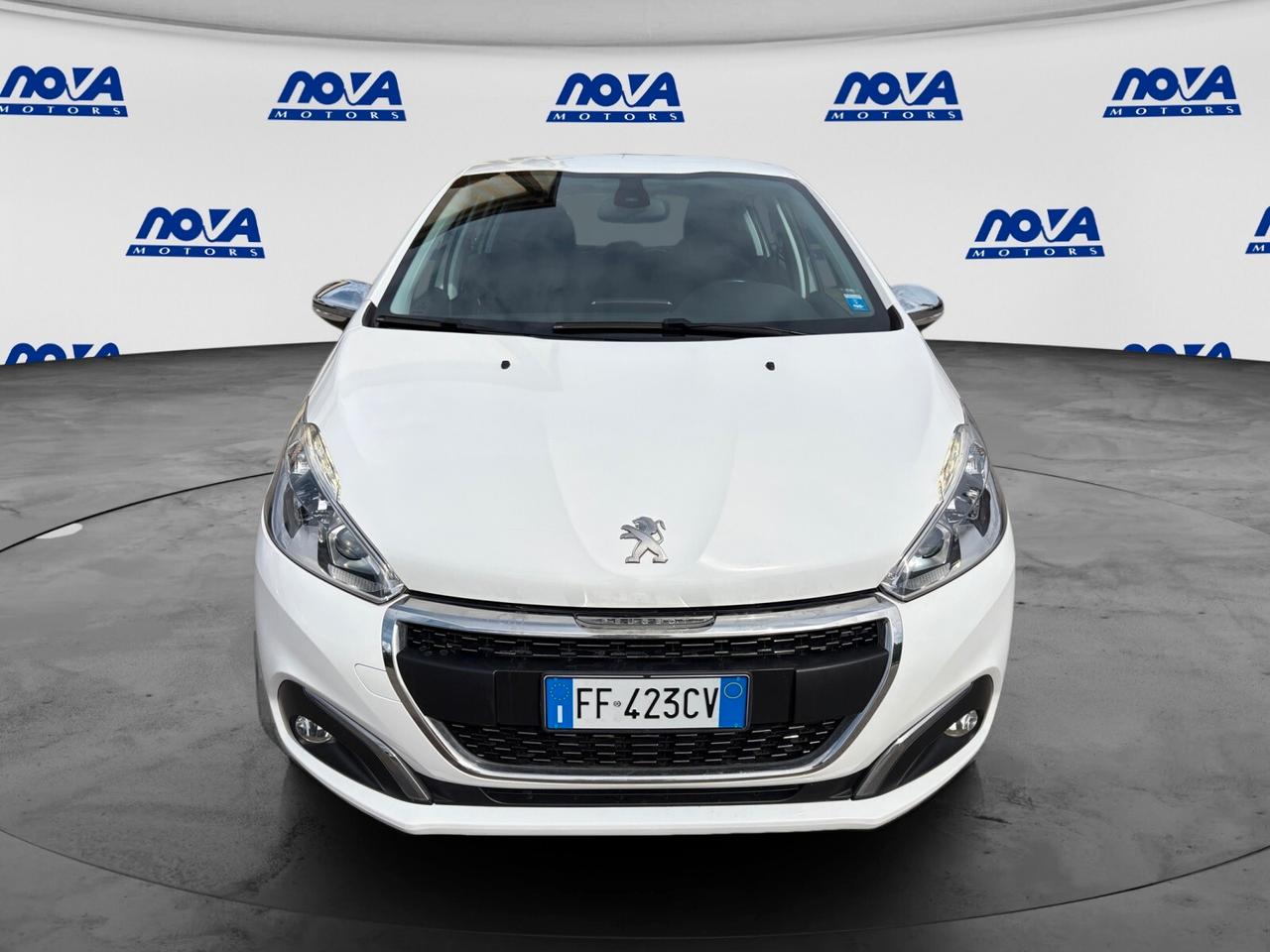 Peugeot 208 PureTech 82 5p. GPL Allure