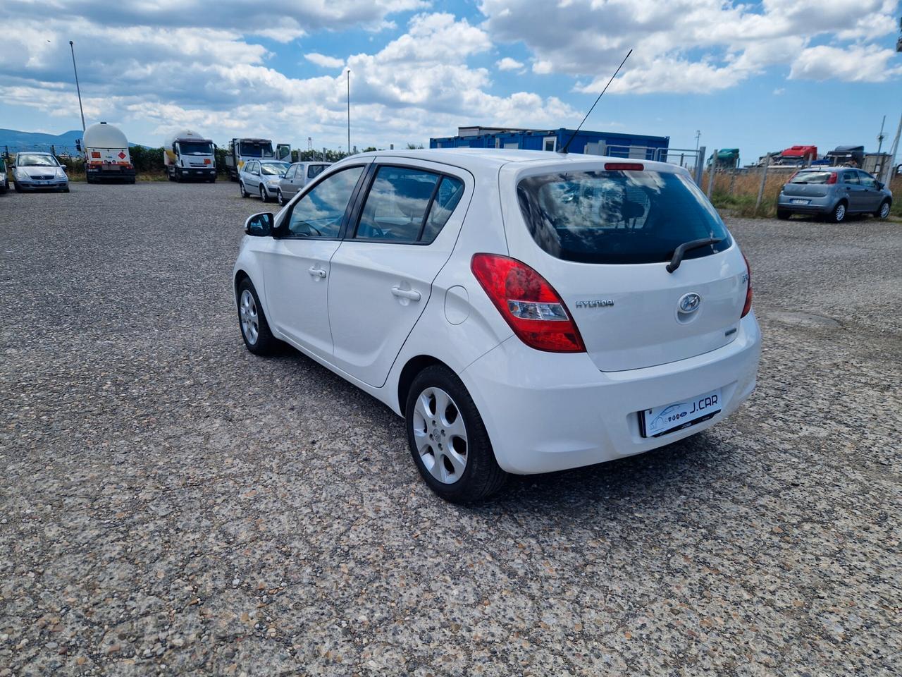 HYUNDAI i 20 per neopatentati