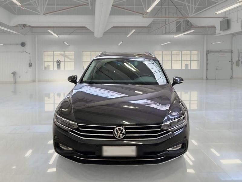 VOLKSWAGEN PASSAT VARIANT 2.0 TDI SCR EVO 110kW Executive BMT