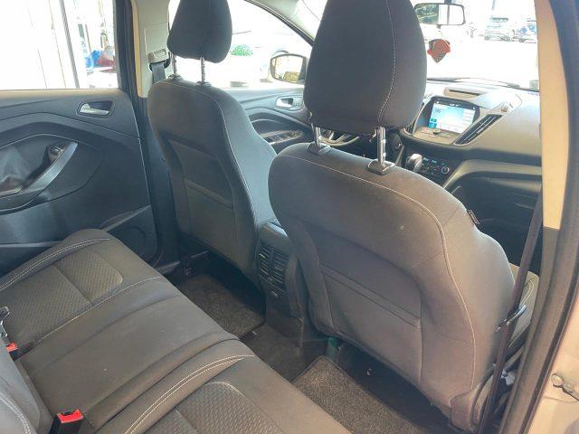 FORD Kuga 2.0 TDCI 150 CV S&S 4WD ?GANCIO TRAINO?