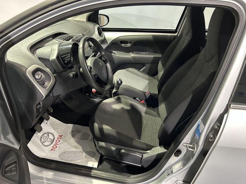 Citroën C1 C1 1.0 VTi 68 5 porte Shine + NAVIGATORE
