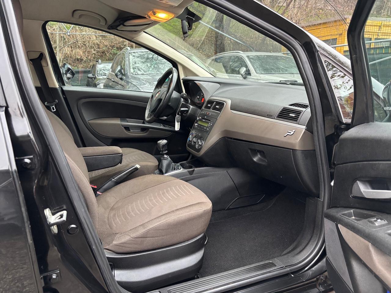 Fiat Grande Punto 1.2 5 porte Dynamic OK NEOPATENTATI