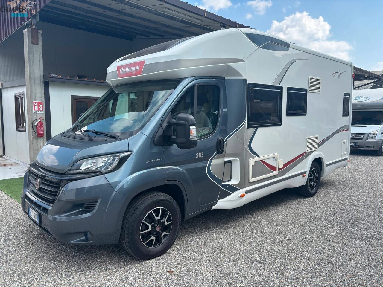 CHALLENGER MAGEO 285 - Semintegrale letto alla francese in coda e basculante