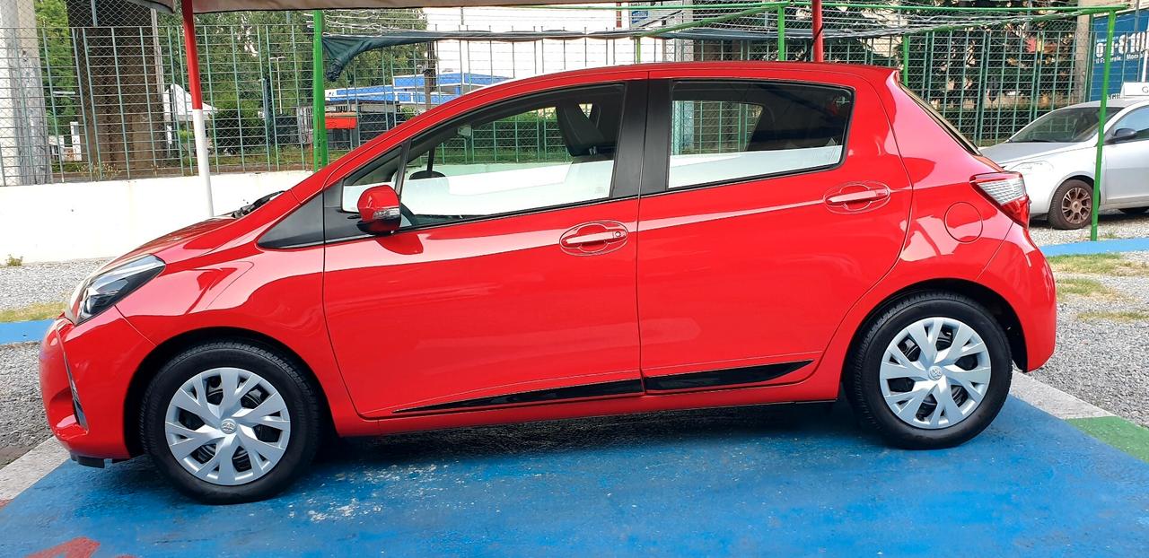 TOYOTA YARIS 1.5 BENZINA/IBRIDA KM 69 MILA CON GARANZIA TOYOTA