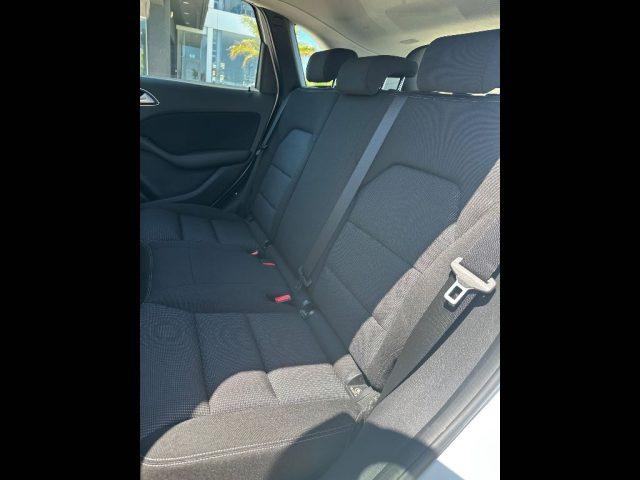 MERCEDES-BENZ CLA sse B (T246/242) - B 180 CDI Automatic Executive
